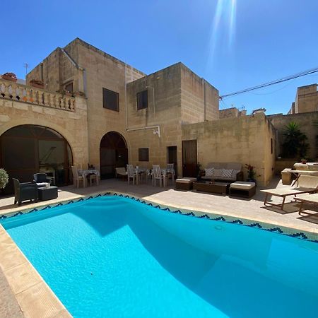 A La Maison B&B Xagħra Екстериор снимка