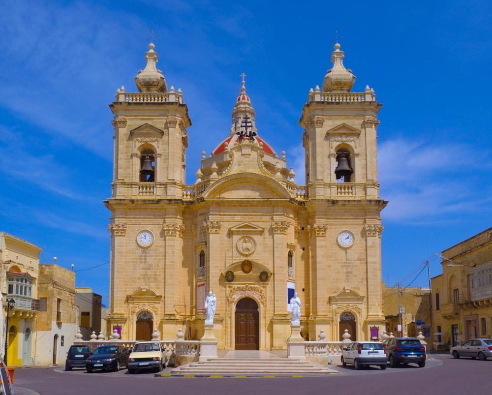 A La Maison B&B Xagħra Екстериор снимка