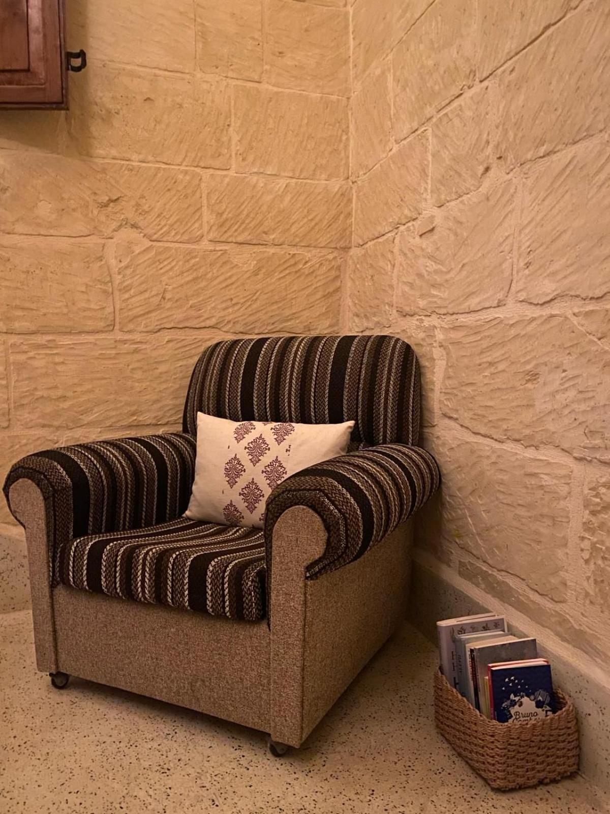 A La Maison B&B Xagħra Екстериор снимка