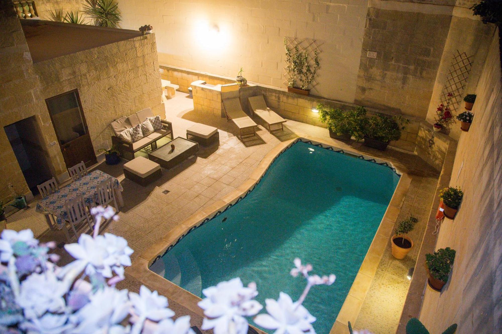 A La Maison B&B Xagħra Екстериор снимка