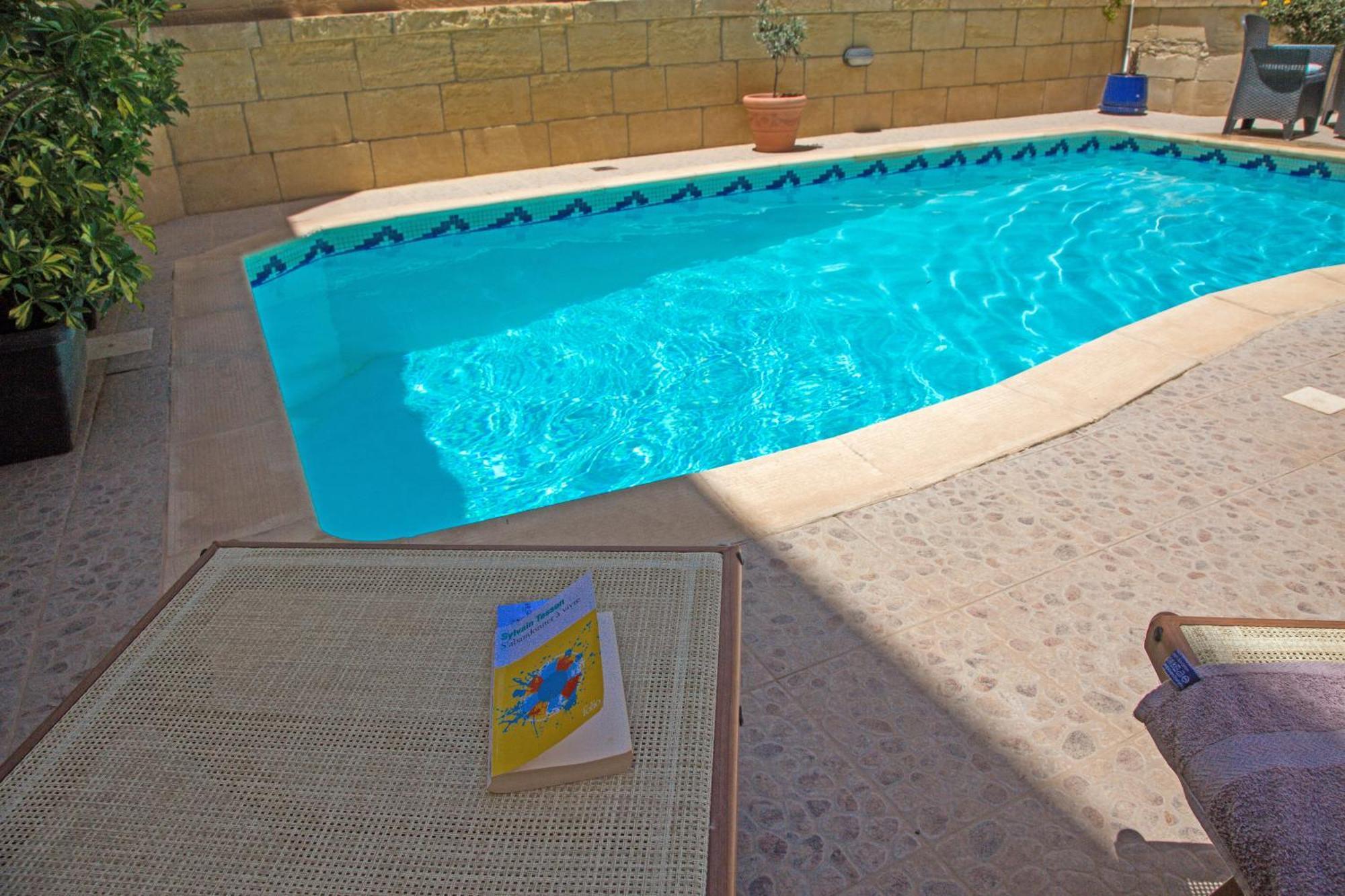 A La Maison B&B Xagħra Екстериор снимка