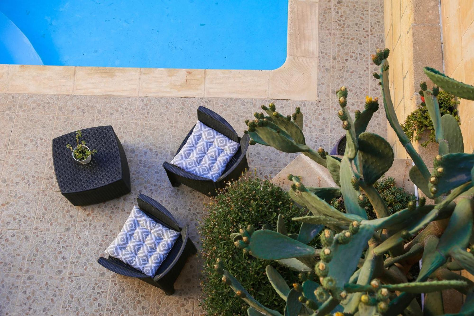 A La Maison B&B Xagħra Екстериор снимка