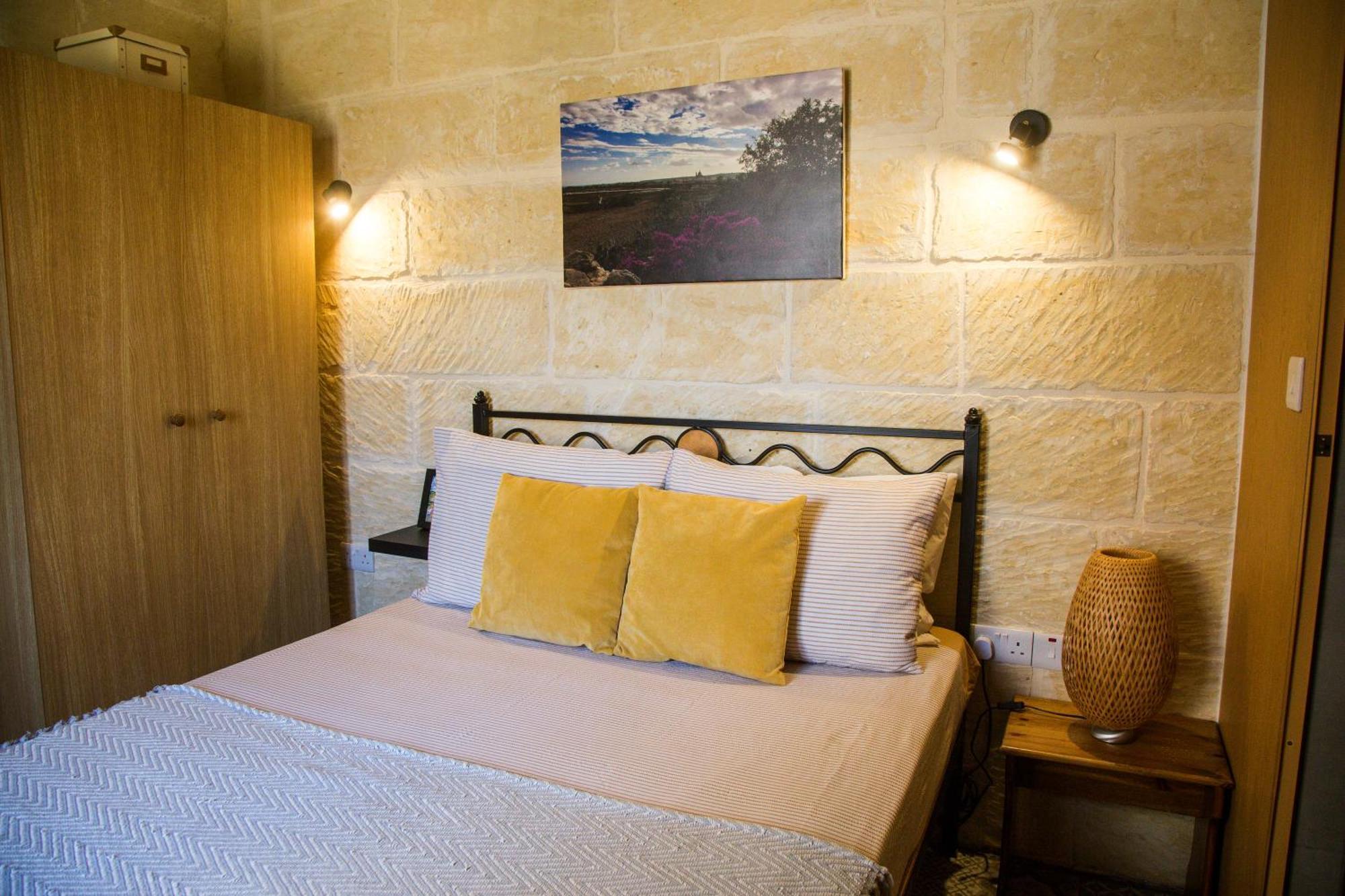 A La Maison B&B Xagħra Екстериор снимка