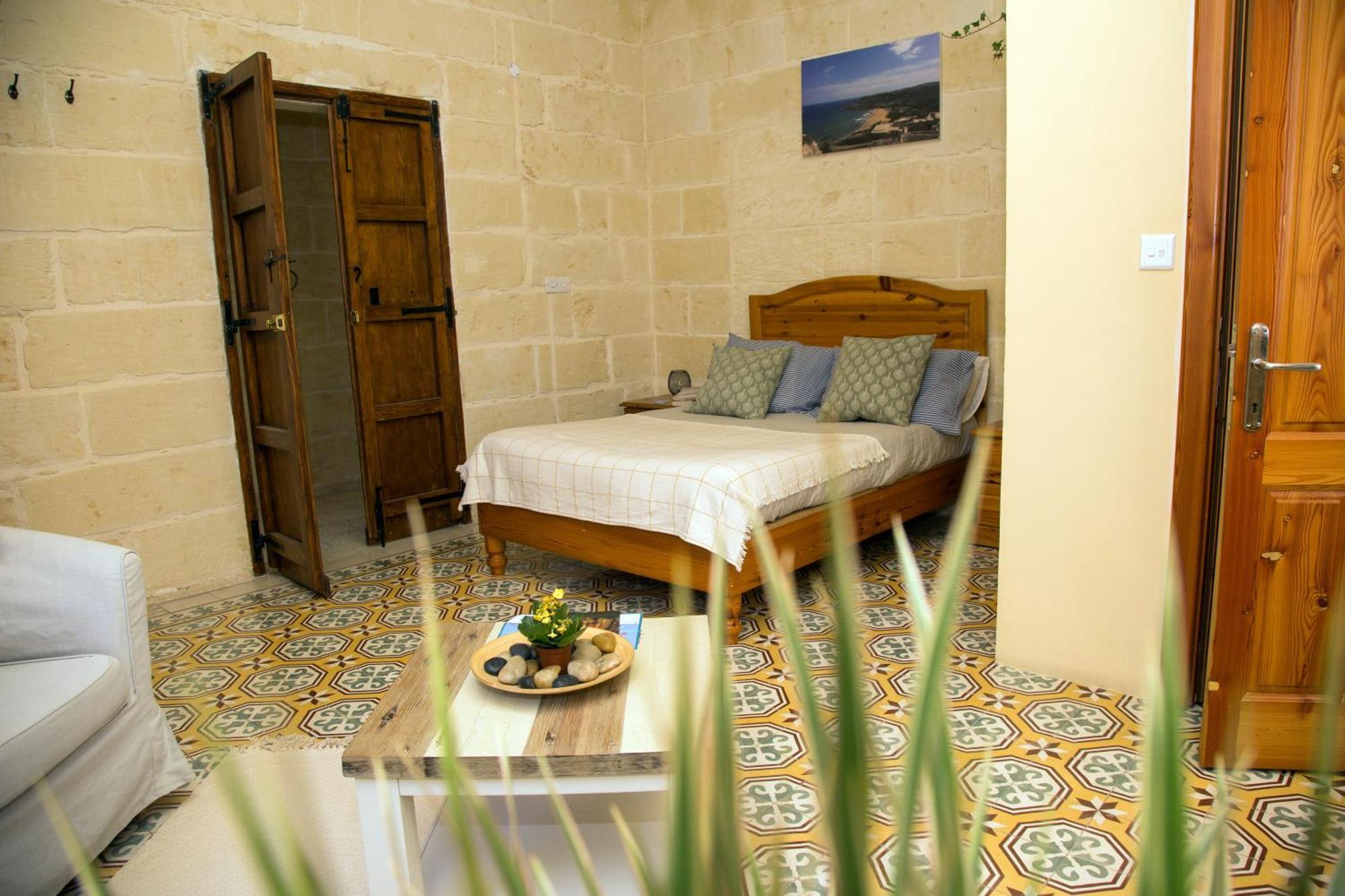 A La Maison B&B Xagħra Екстериор снимка